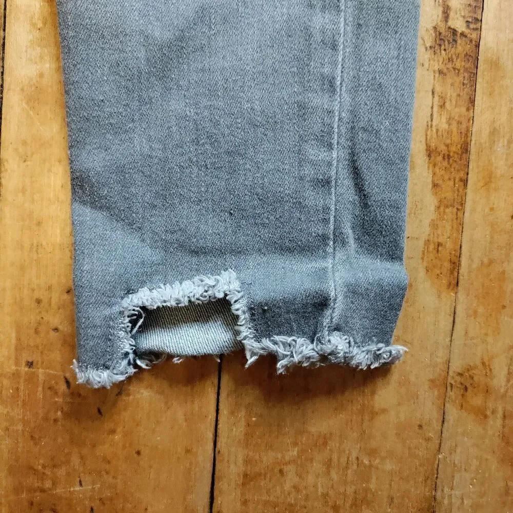 Place size 5 gray jeans straight leg distressed frayed hem adjustable waist